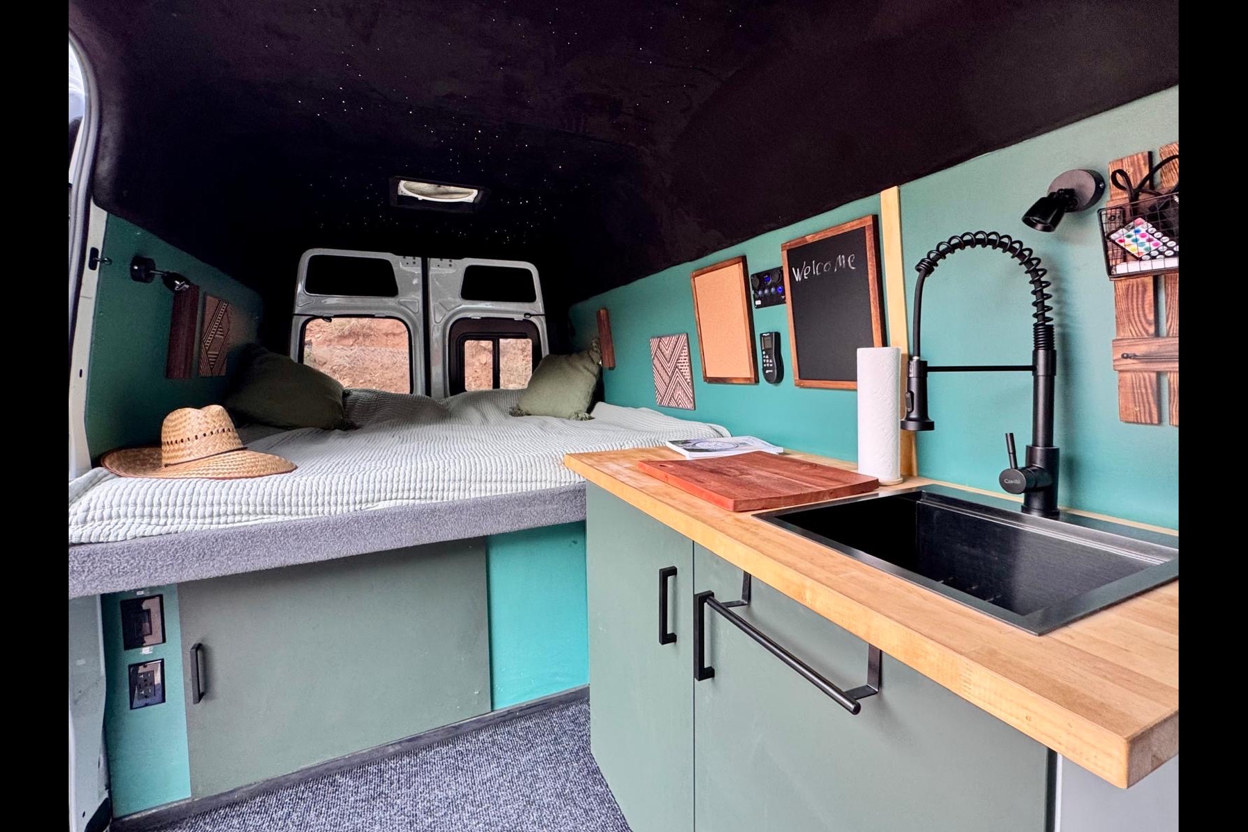 Luxury Sprinter w/ Shower, toilet, Kitchen