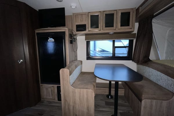 Shar's Jayco JayFlight Hybrid