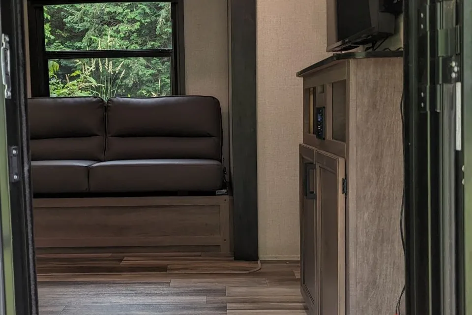 Mike's Starcraft Autumn ridge Travel Trailer