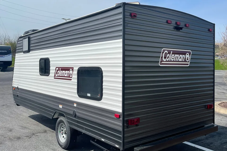 PJ's Coleman 17b Travel Trailer