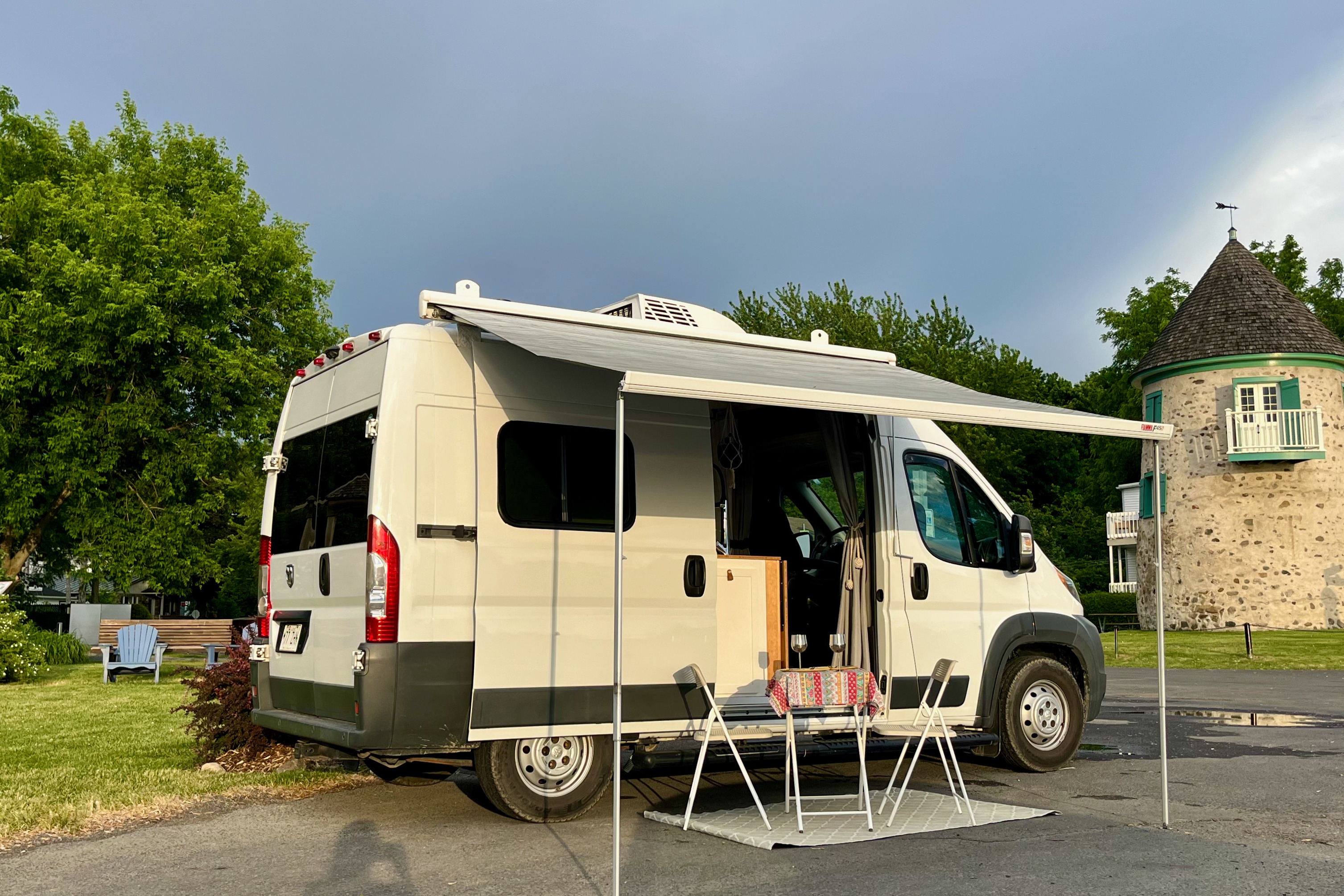 Béluga, Ram Promaster 2500