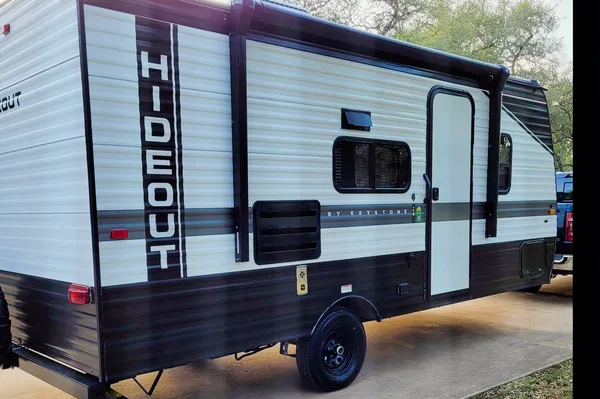 South Tejas RV Rentals-Hideout
