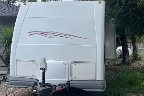 Home on Wheels Alpenlite Aspen Travel Trailer