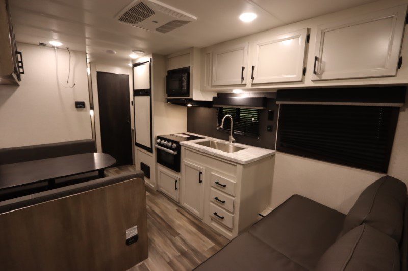 Family Friendly Midsize Travel Trailer