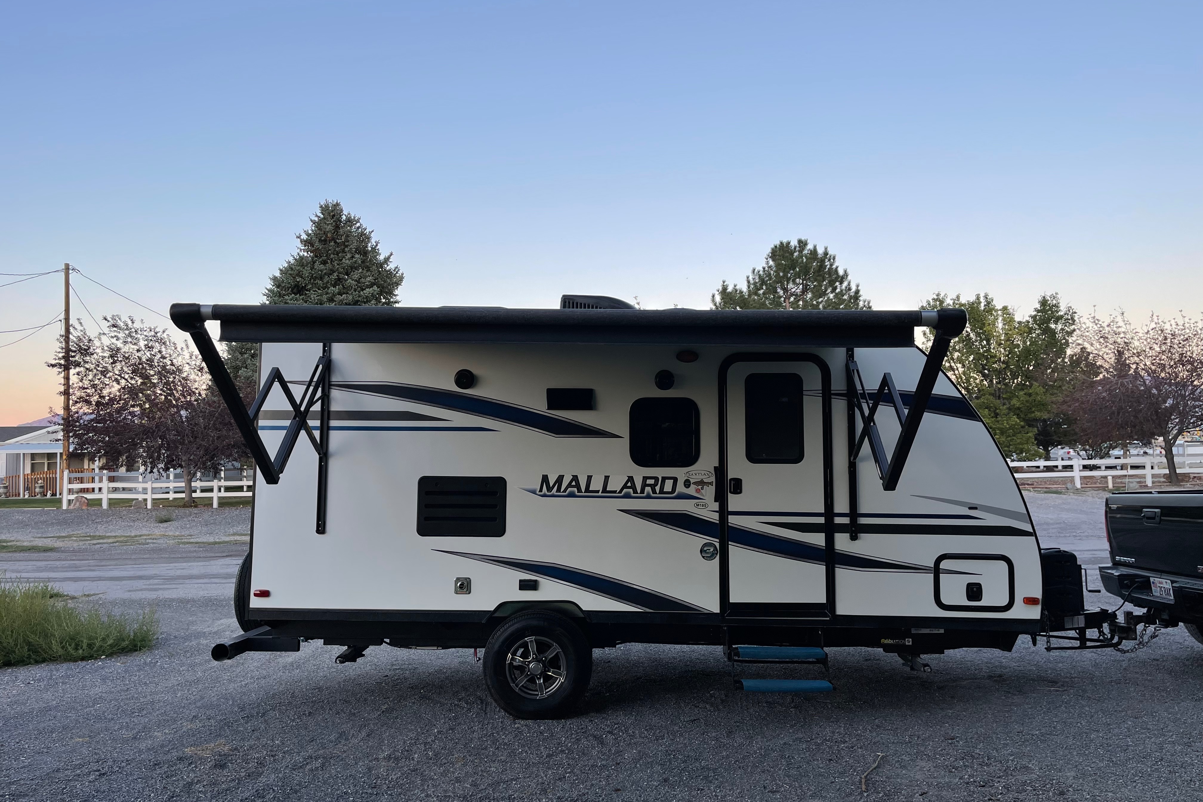 2020 Heartland Mallard  18’ Bunkhouse sleeps 5