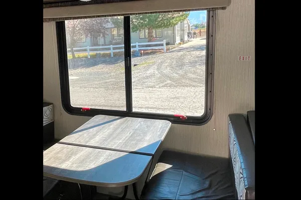 2020 Heartland Mallard 18’ Bunkhouse sleeps 5