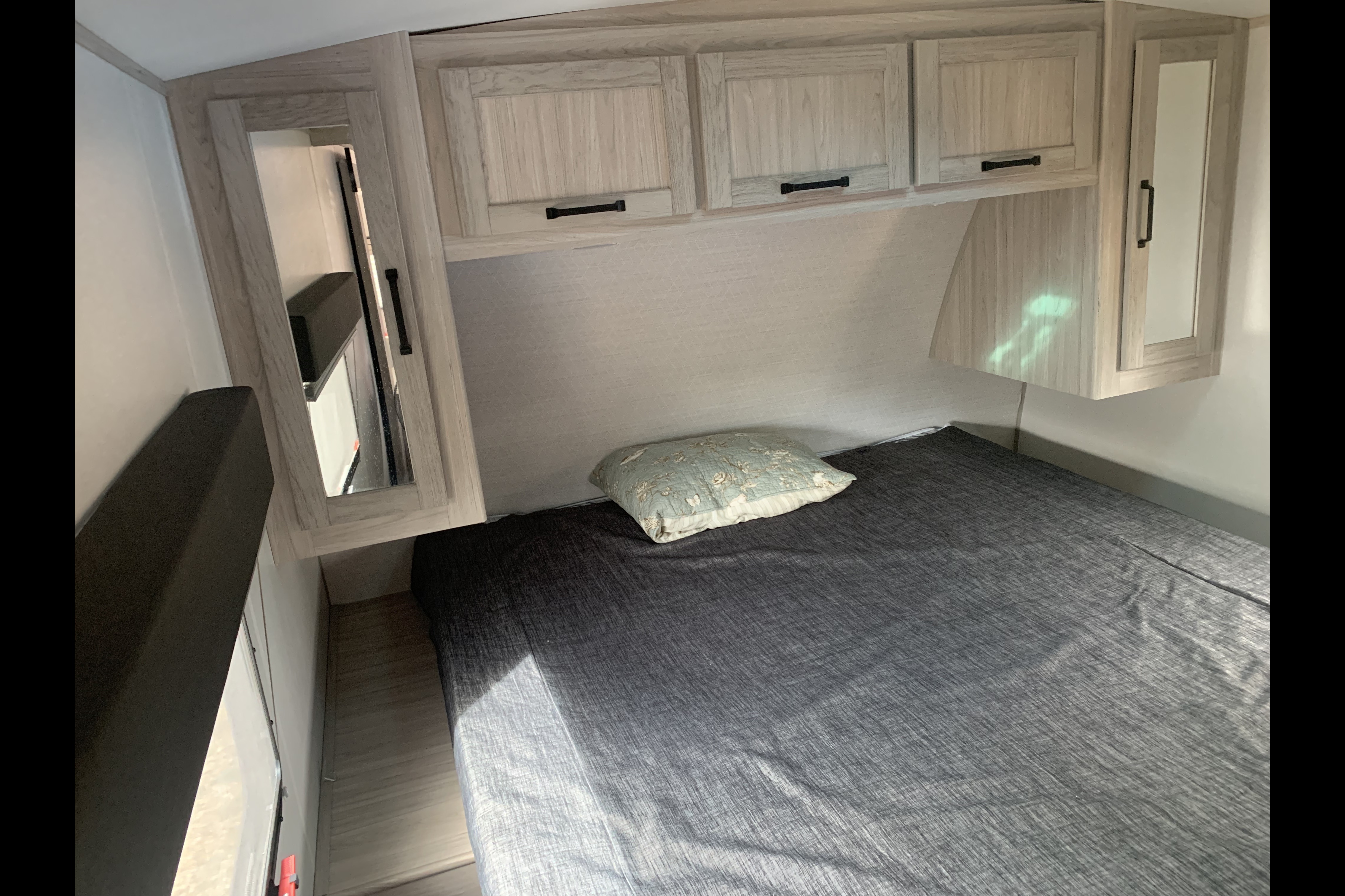 Shadow Cruiser Travel Trailer