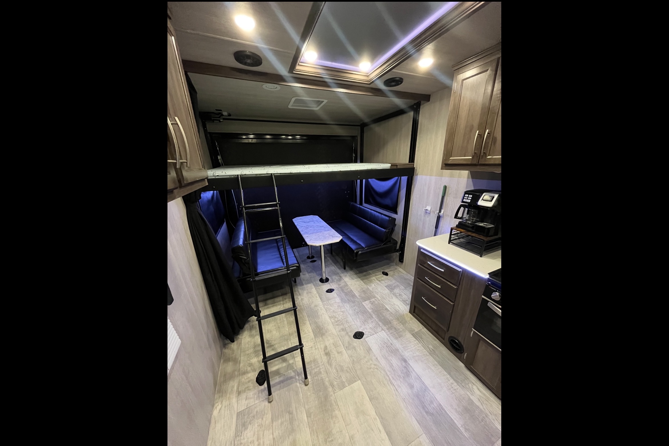 Michael's Genesis RV Vortex Travel Trailer