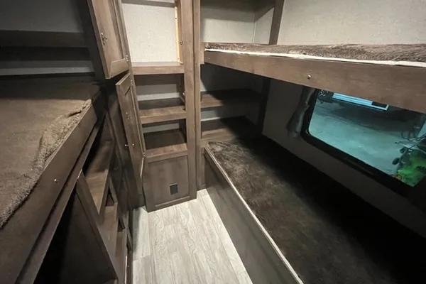 Oasis 310K Travel Trailer
