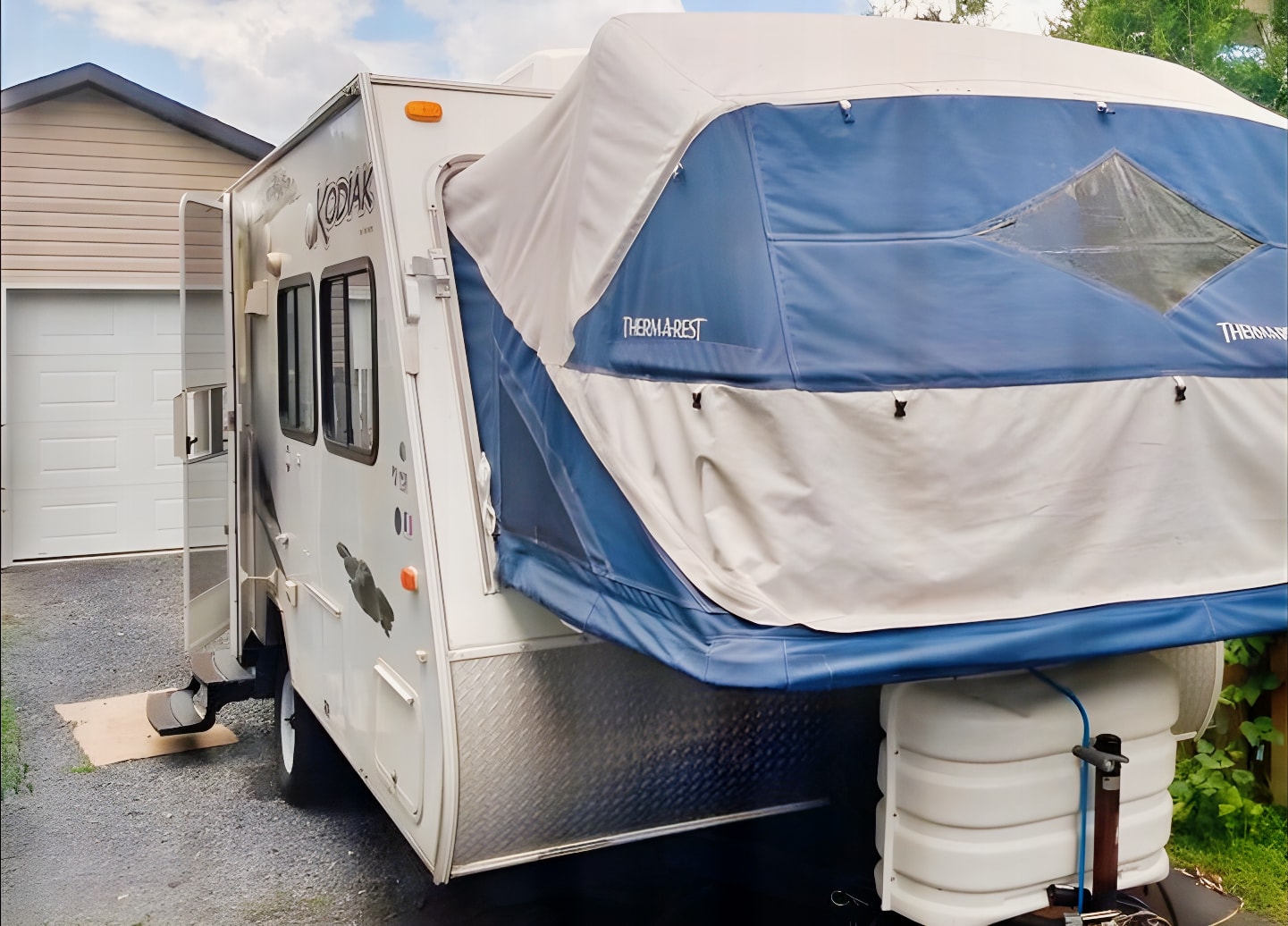 Elvis' Dutchmen 160 Kodiak Hybrid