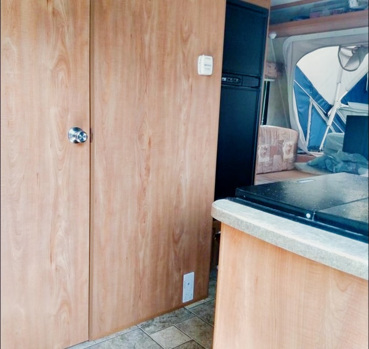 Elvis' Dutchmen 160 Kodiak Hybrid