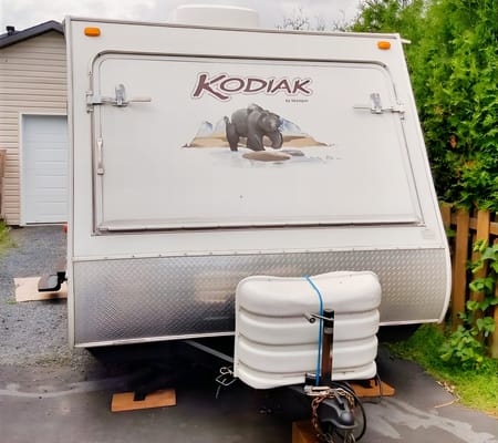 Elvis' Dutchmen 160 Kodiak Hybrid