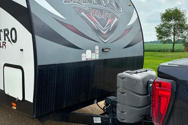 Country Cruiser's Toy Hauler