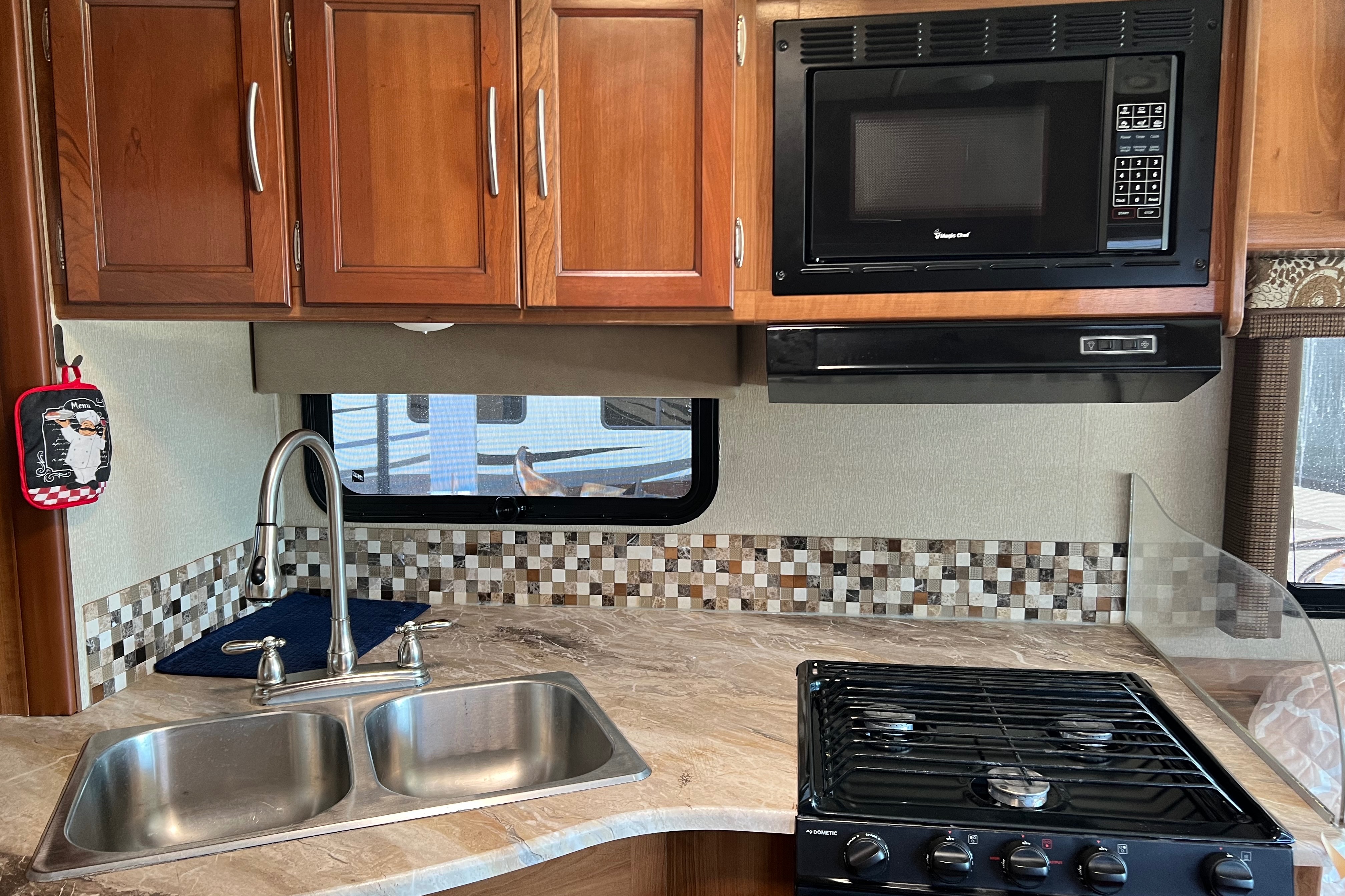 Yasmin & Mike’s Coachmen Pursuit 2019 Class A,*UNLIMITED MILES*restrictions may apply please inquiry
