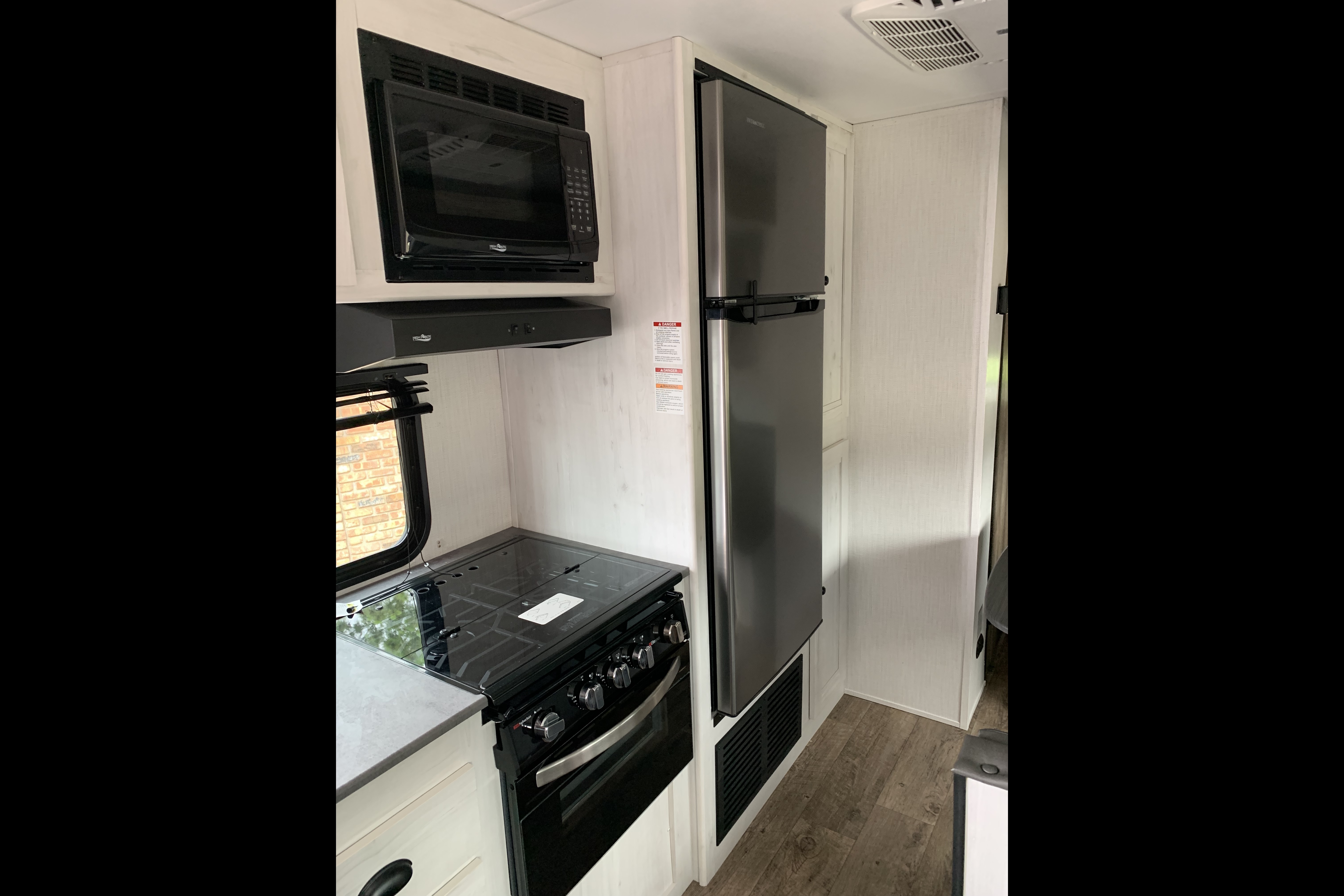 Brand New!!!!!!! Heartland Trail runner Travel Trailer
