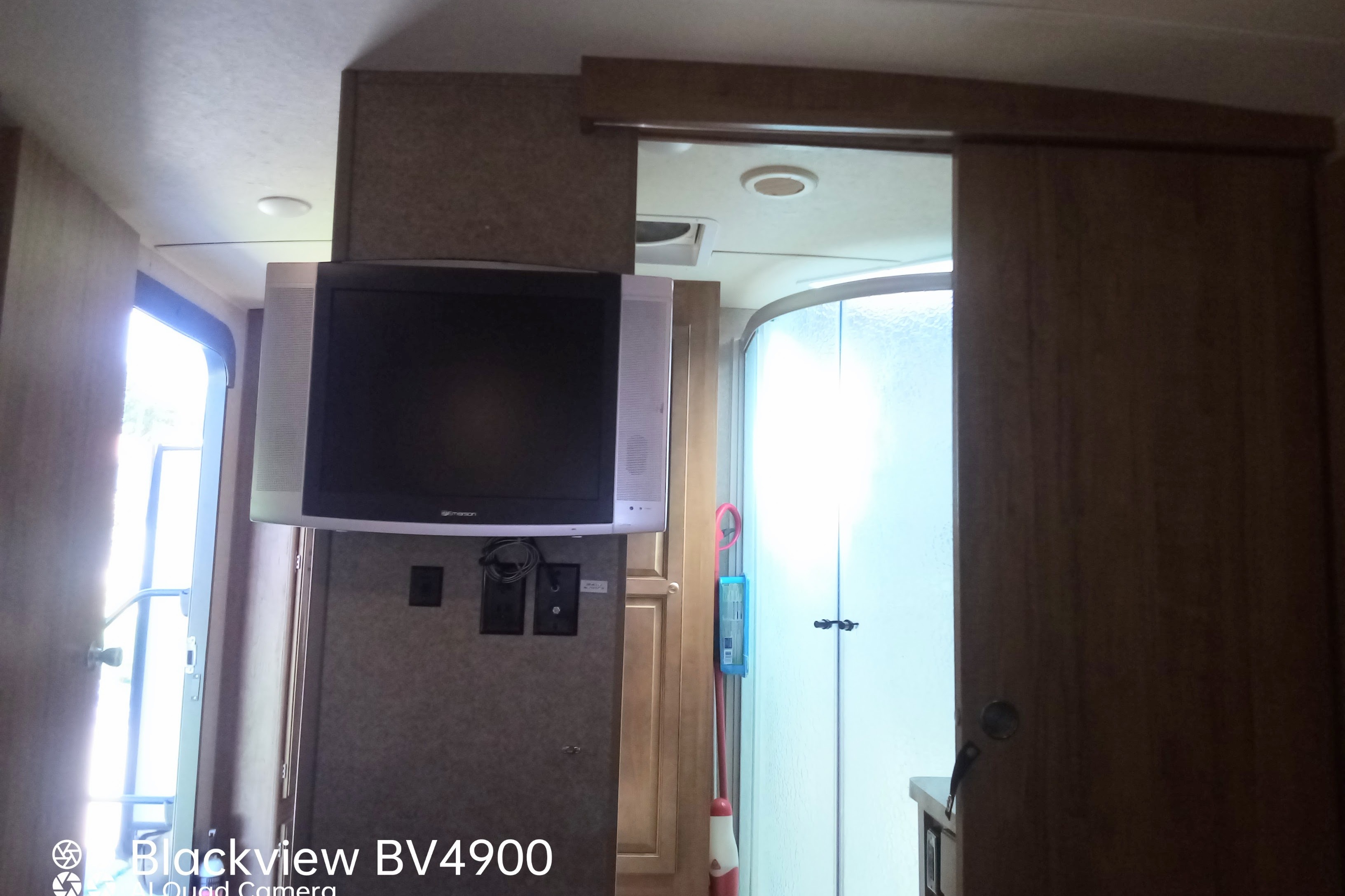 ""ROCKWOOD SOLID"" With A Very Spacious Living Area...