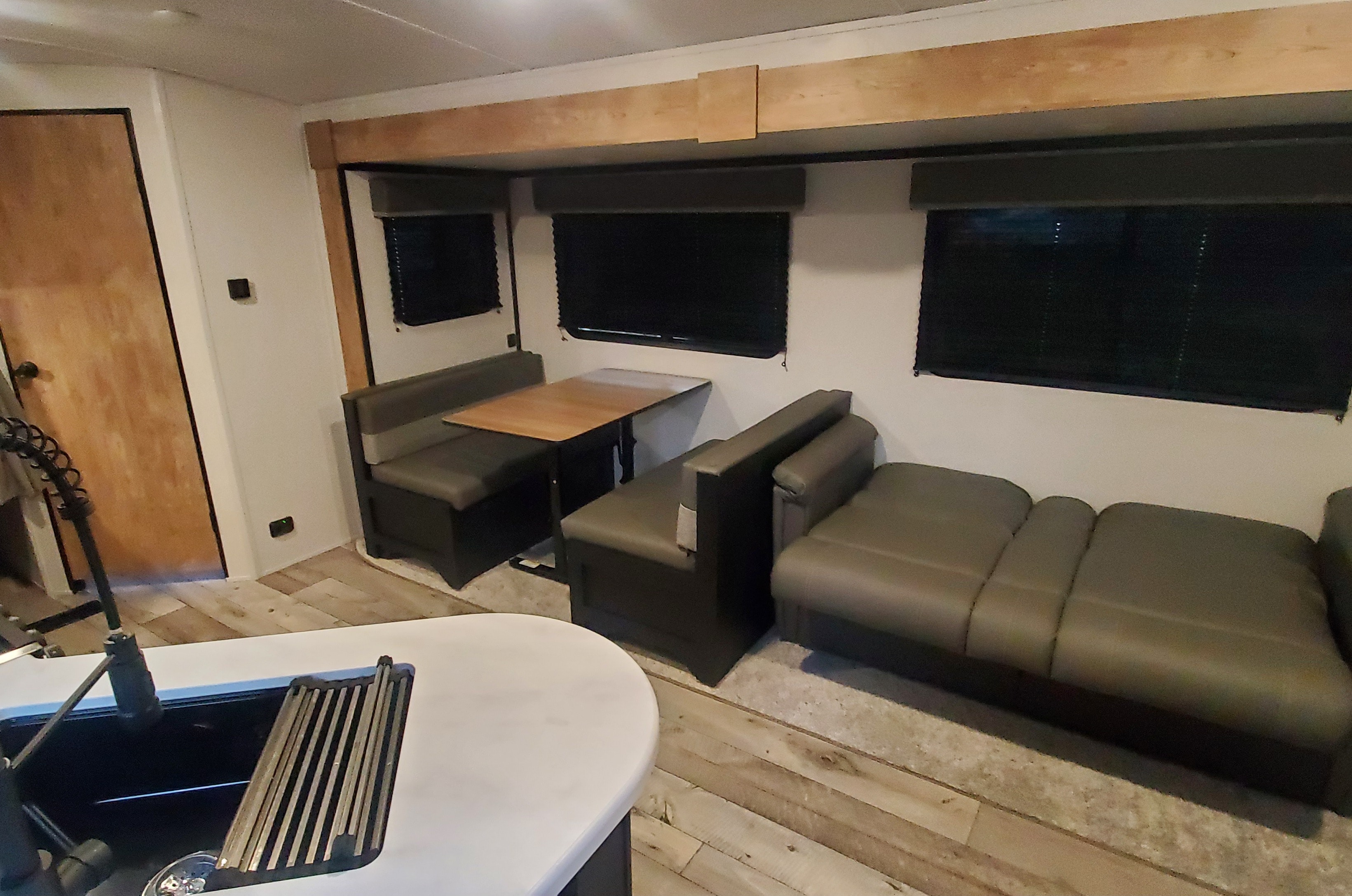Cody's Keystone Springdale 295BH Travel Trailer