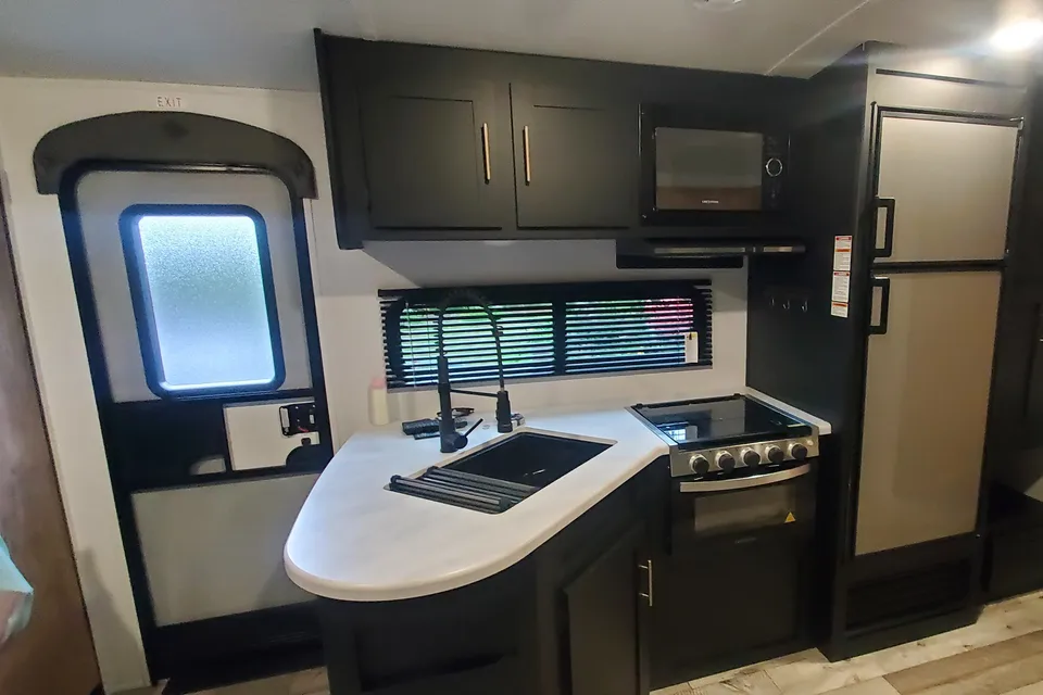 Cody's Keystone Springdale 295BH Travel Trailer