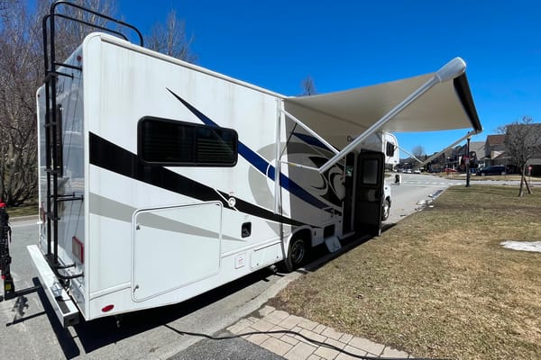 🚐 VR FAMILIAL 32 pieds Full autonome