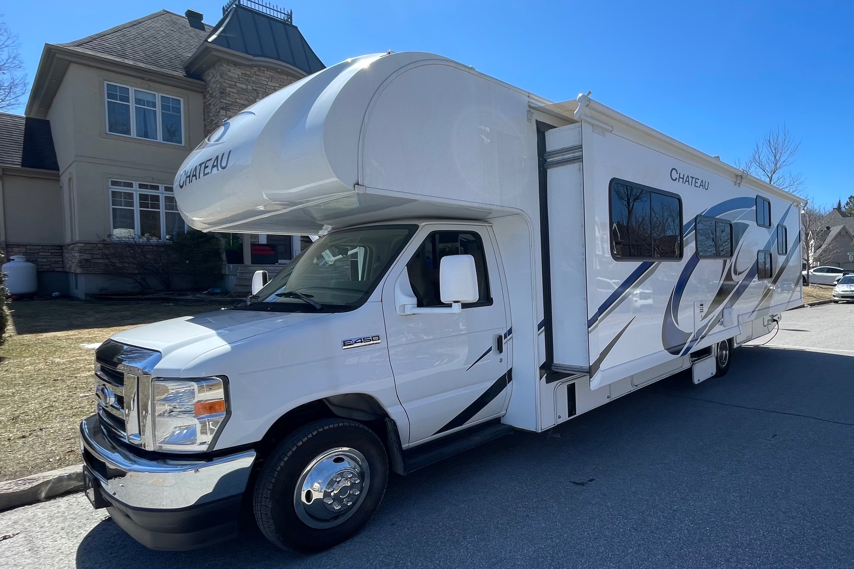 🚐 VR FAMILIAL 32 pieds Full autonome