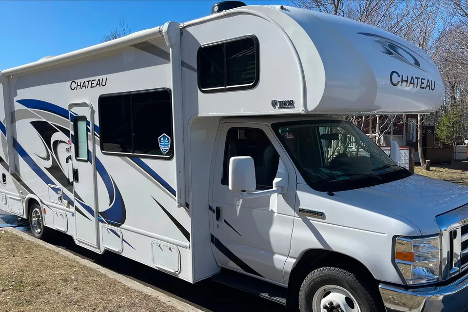 🚐 VR FAMILIAL 32 pieds Full autonome