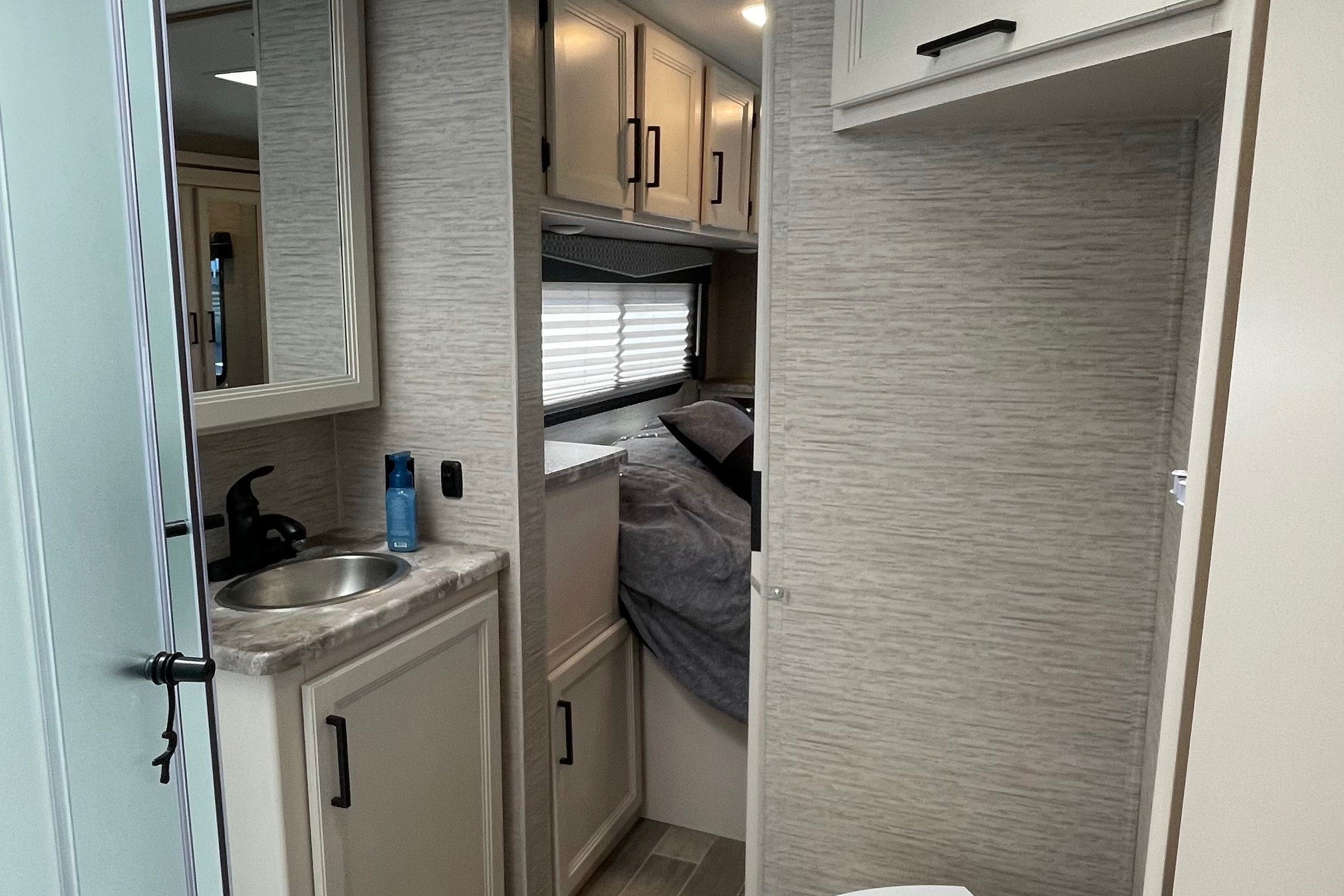 🚐 VR FAMILIAL 32 pieds Full autonome