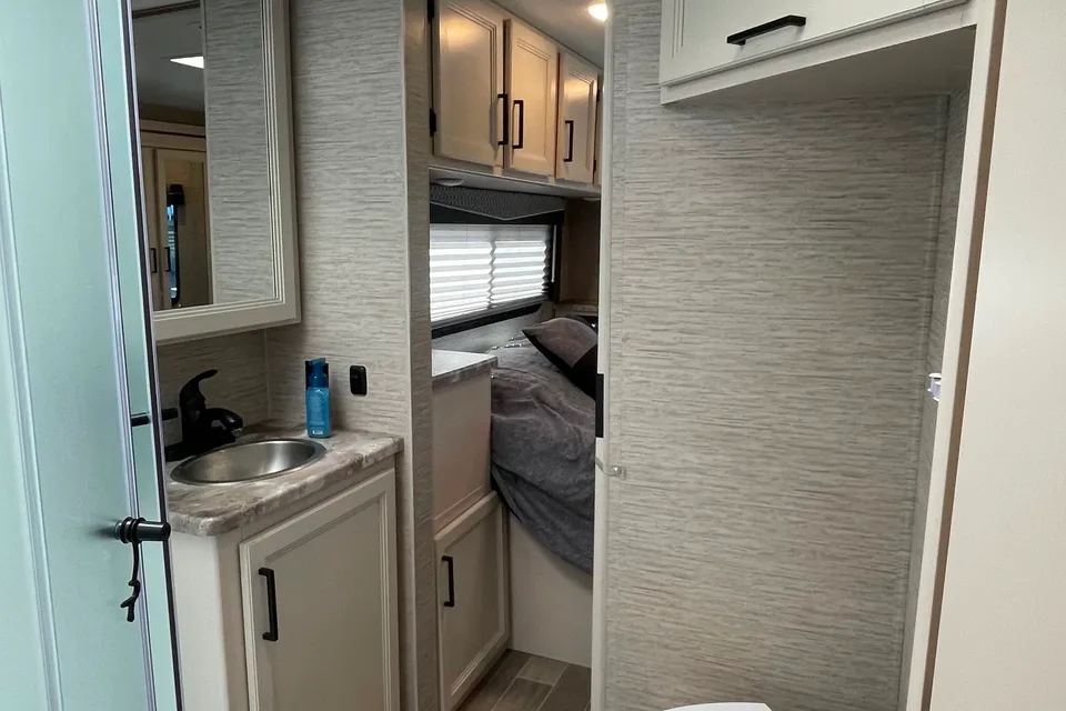 🚐 VR FAMILIAL 32 pieds Full autonome