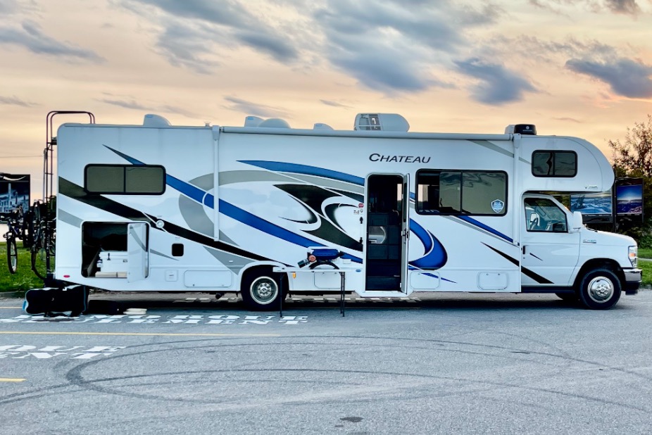 🚐 VR FAMILIAL 32 pieds Full autonome
