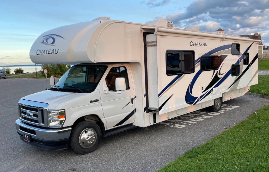🚐 VR FAMILIAL 32 pieds Full autonome