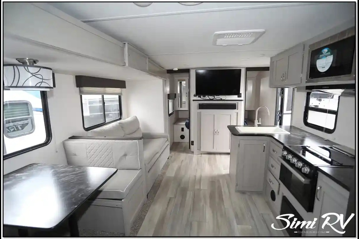 Tracer 260BHSLE - Compact Elegance!
