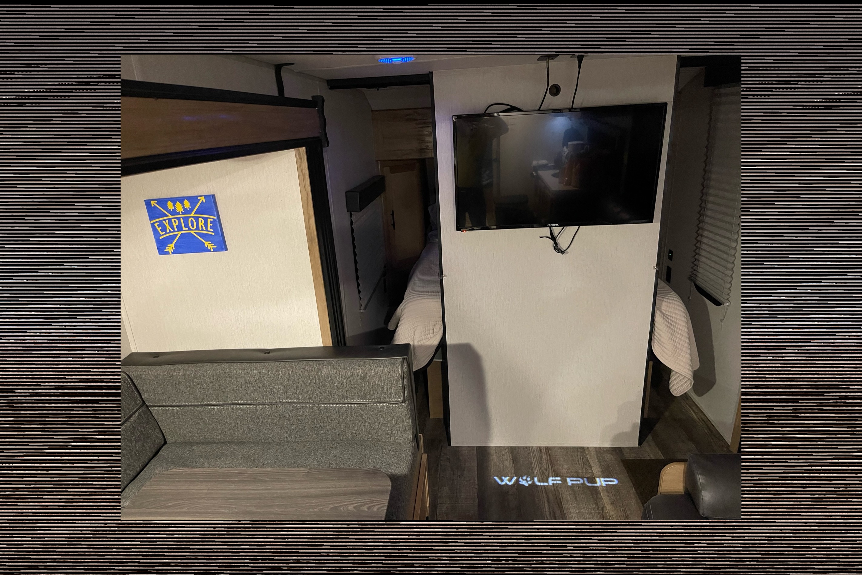 Spacious Wolfpup w/ Bunkbeds and Queen bed
