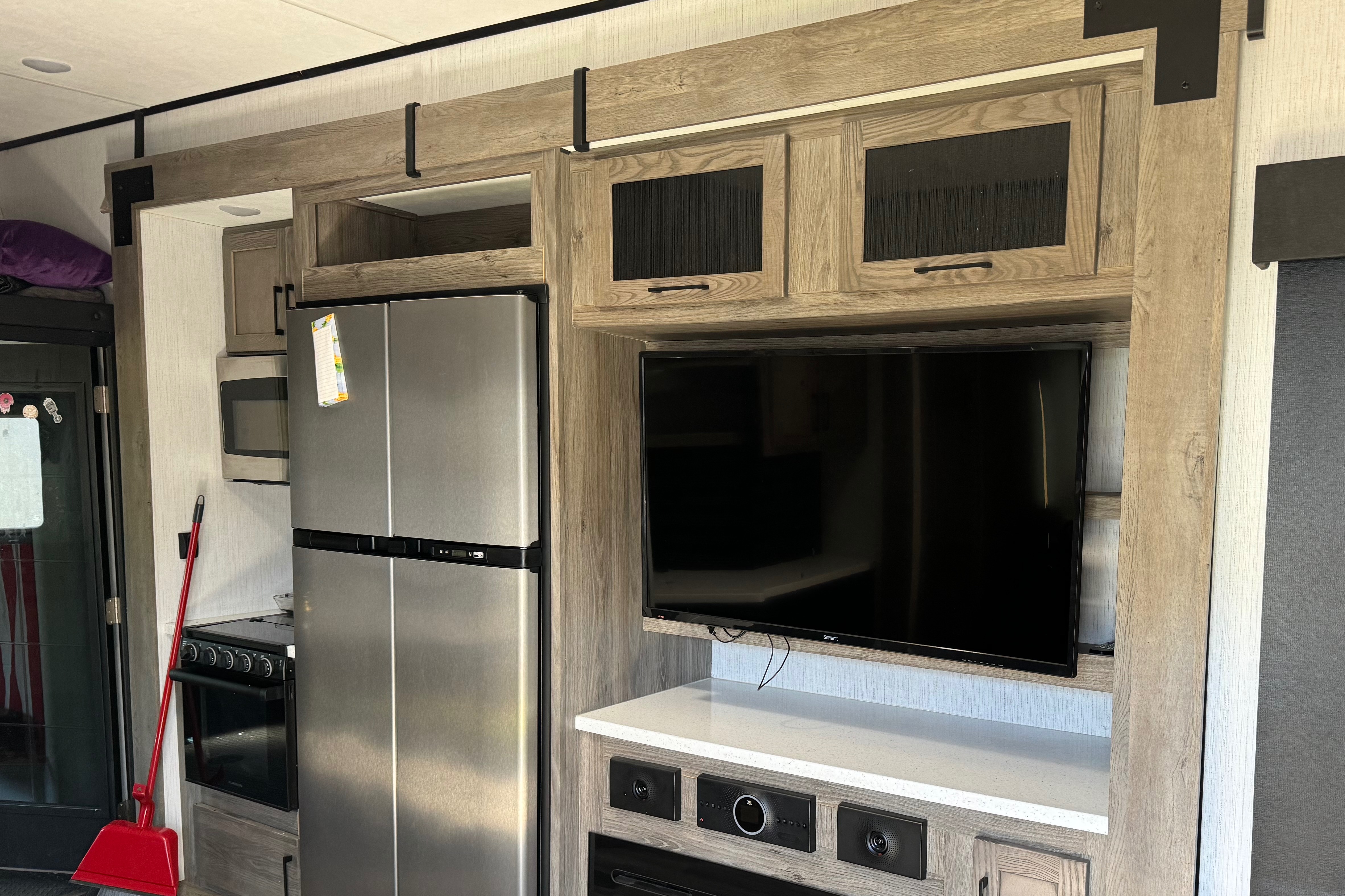 Sunflower RV Rentals Heartland Road Warrior Fifth Wheel