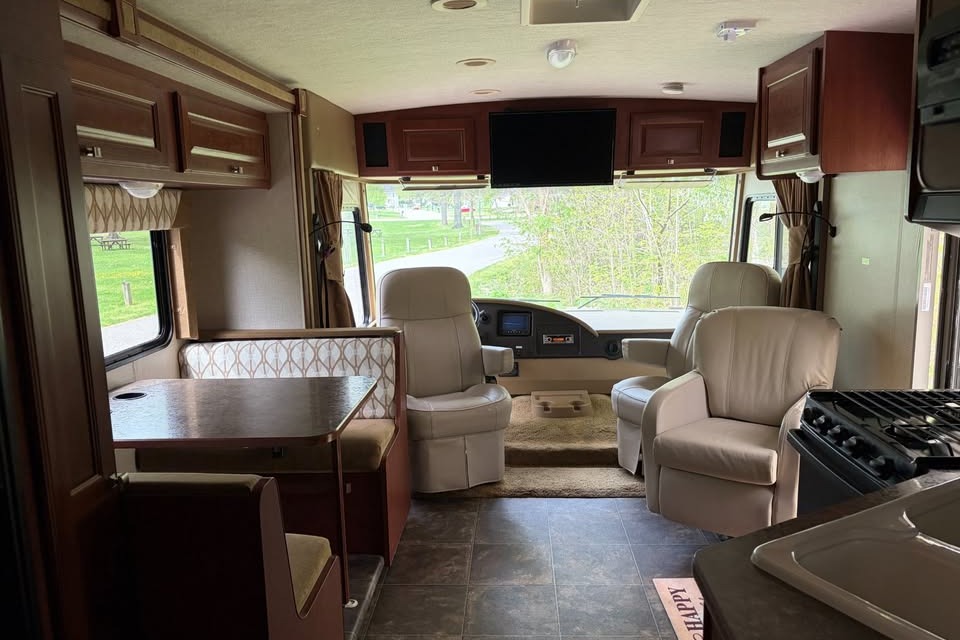 Ed's Winnebago Vista 26HE Class A