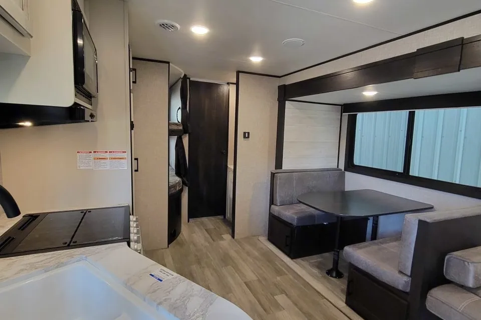 Chris's Jayco Jay Flight SLX 8 267BHS travel trailer Travel Trailer