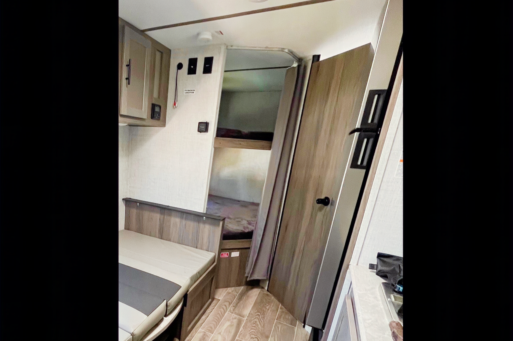 2022 Ameri-lite 197BH(Easy to Tow/Family Friendly Bunkhouse)