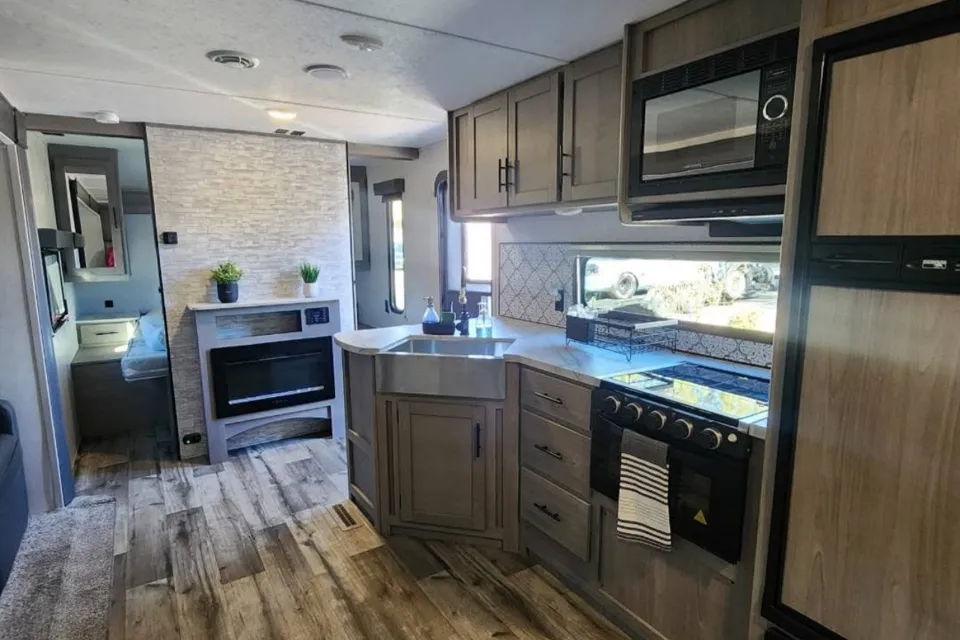 Dutchmen Coleman Travel Trailer