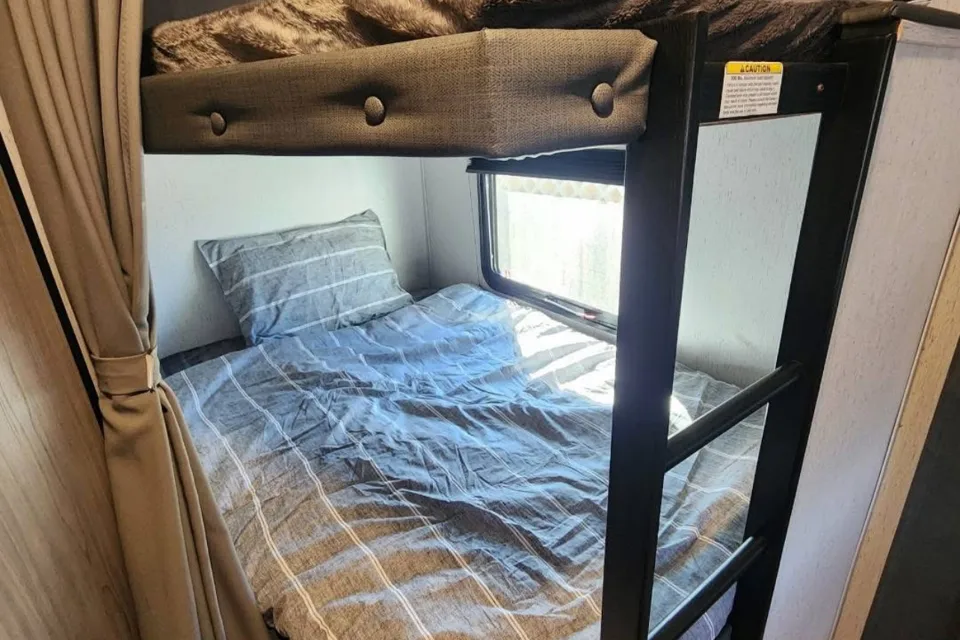 Dutchmen Coleman Travel Trailer