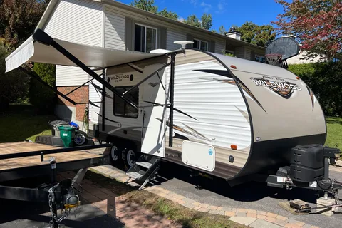 DEBBIE's Forest River Wildwood XLite 171RBXL Travel Trailer