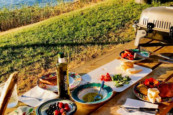 Airstream Glamping: Nomadic Bambi