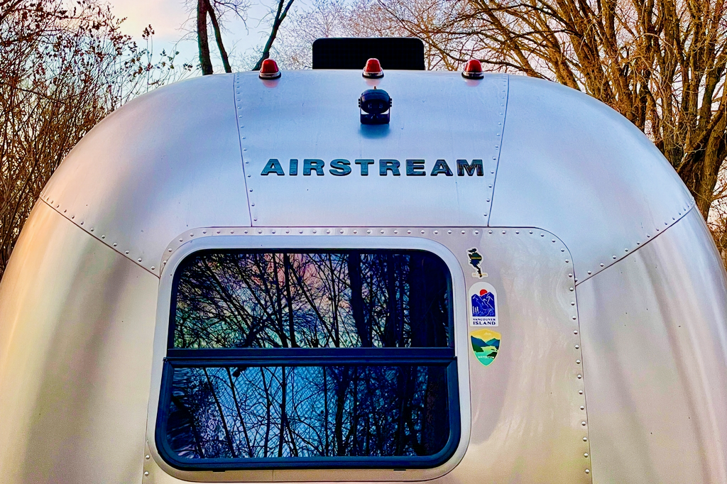 Airstream Glamping: Nomadic Bambi