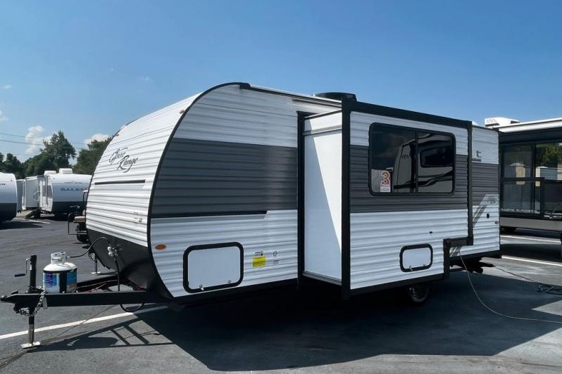 Paul's Highland Ridge RV Open Range Colt 18MBS Travel Trailer