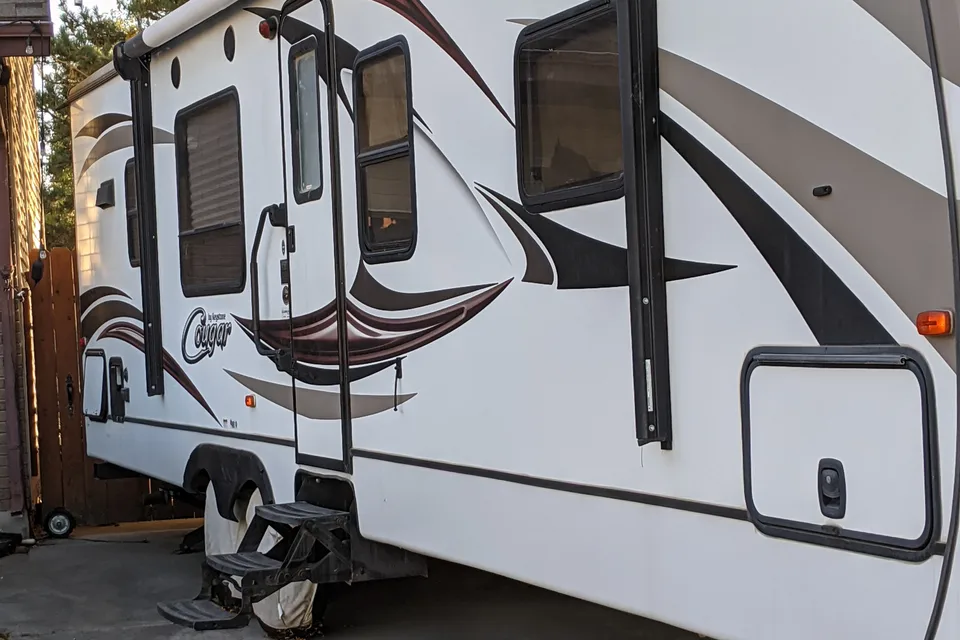 Sharon's Keystone Cougar Lite Travel Trailer