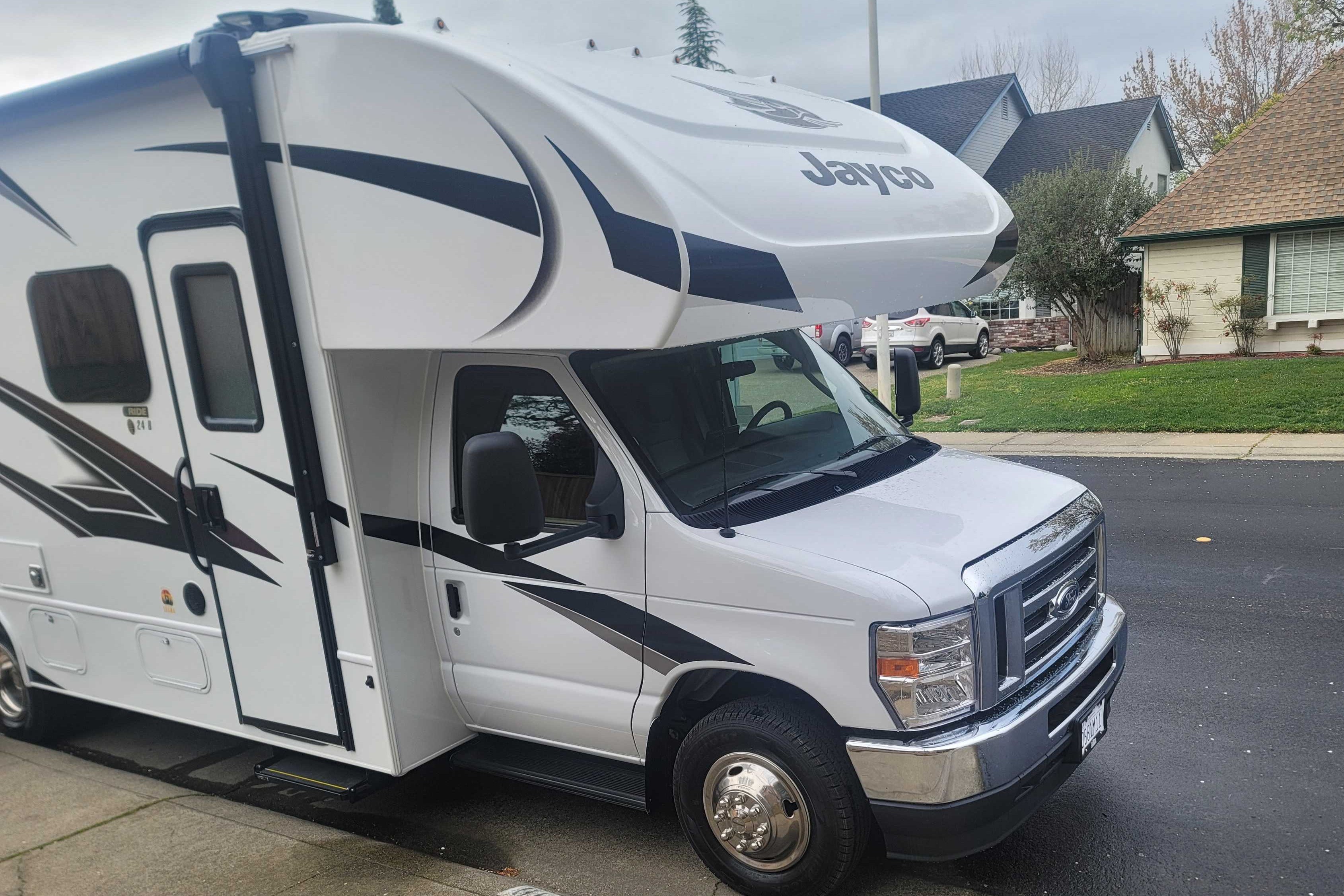 The No Drama Llama 2023 Jayco redhawk 24b