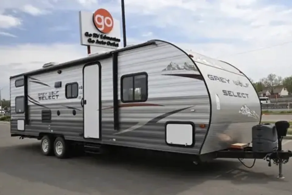 John & Nicole’s Forest River Grey Wolf 28BH Travel Trailer