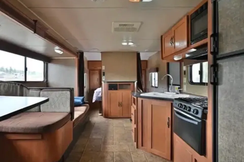 John & Nicole’s Forest River Grey Wolf 28BH Travel Trailer