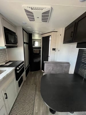 Gustavo's Jayco Jayco jay flight slx8 Travel Trailer