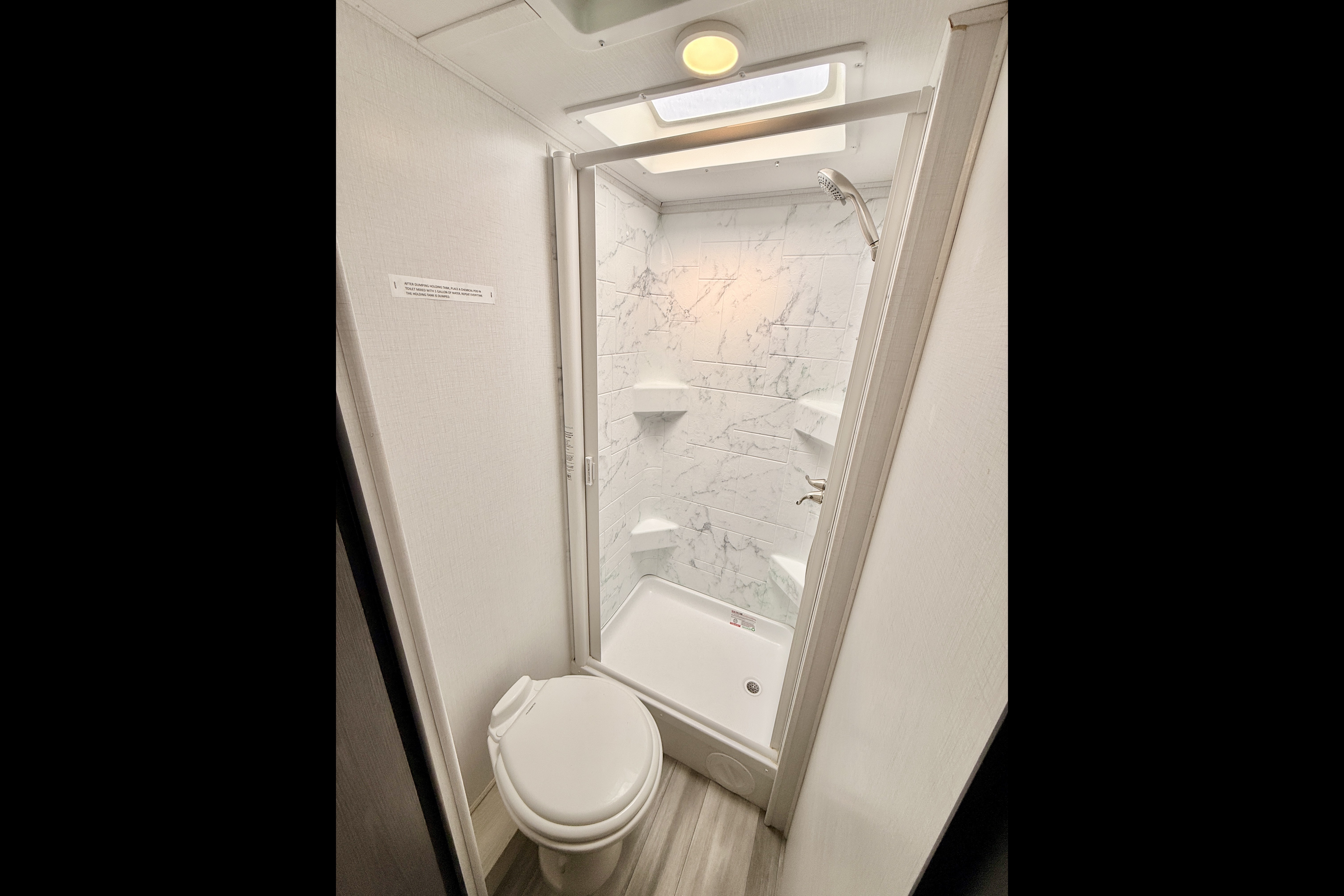 2023 Forest River SUNSEEKER 2250(Bedroom slide) - Sleeps 5!
