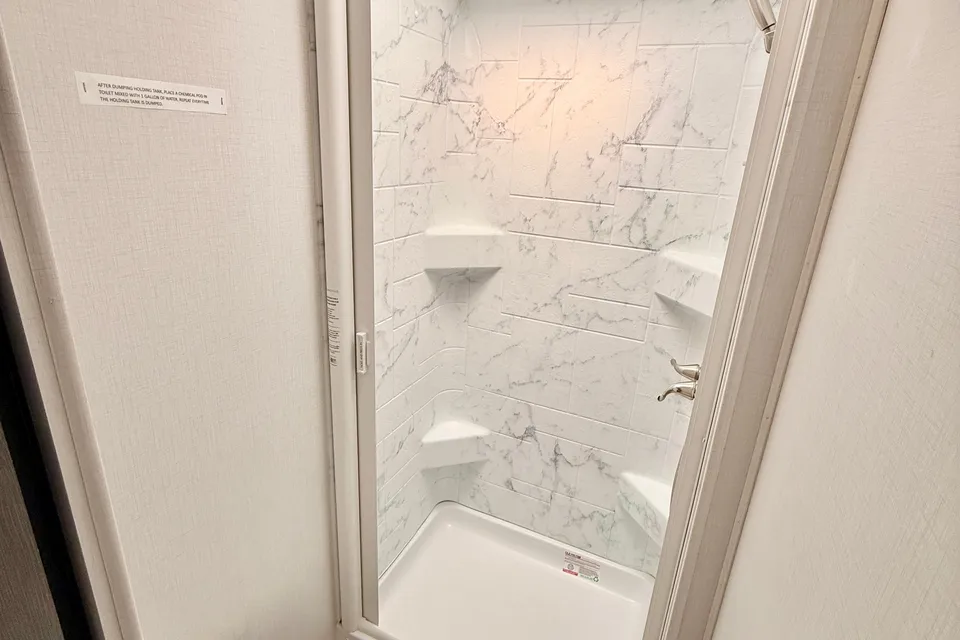 2023 Forest River SUNSEEKER 2250(Bedroom slide)