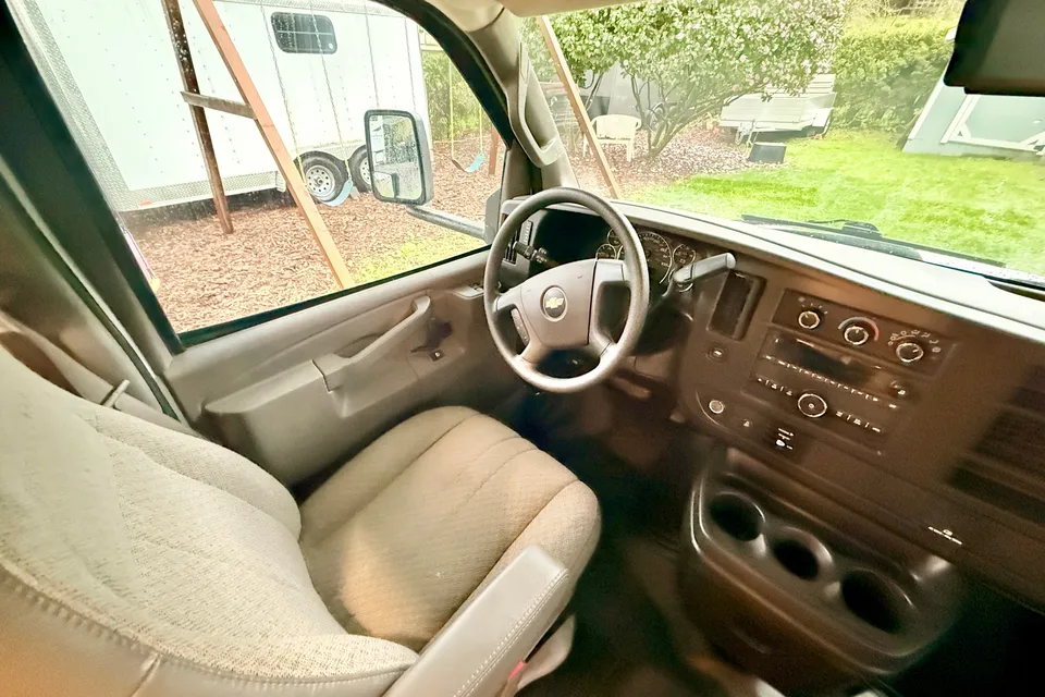2023 Forest River SUNSEEKER 2250(Bedroom slide)