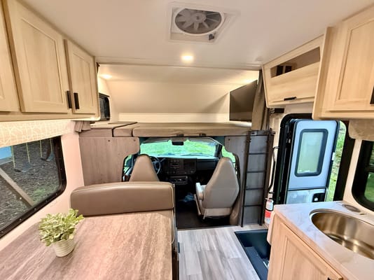 2023 Forest River SUNSEEKER 2250(Bedroom slide) - Sleeps 5!